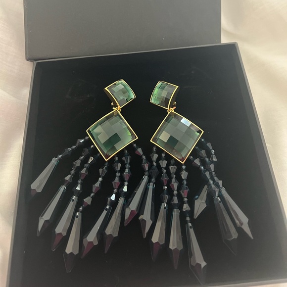 Limited edition Balmain x H&M Crystal Chandelier Clip-on Earrings - Picture 2 of 6